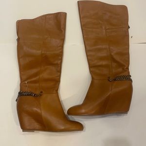 Brand new tan boots